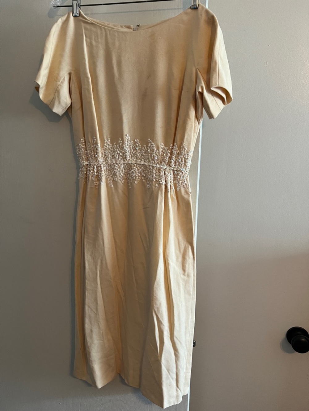 Charles Cooper vintage Elegant Cream Short-Sleeve Dress Beaded Waist 60’s dress